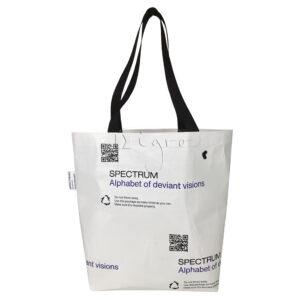 Umweltfreunlicher Shopper aus rPET - abwischbar
